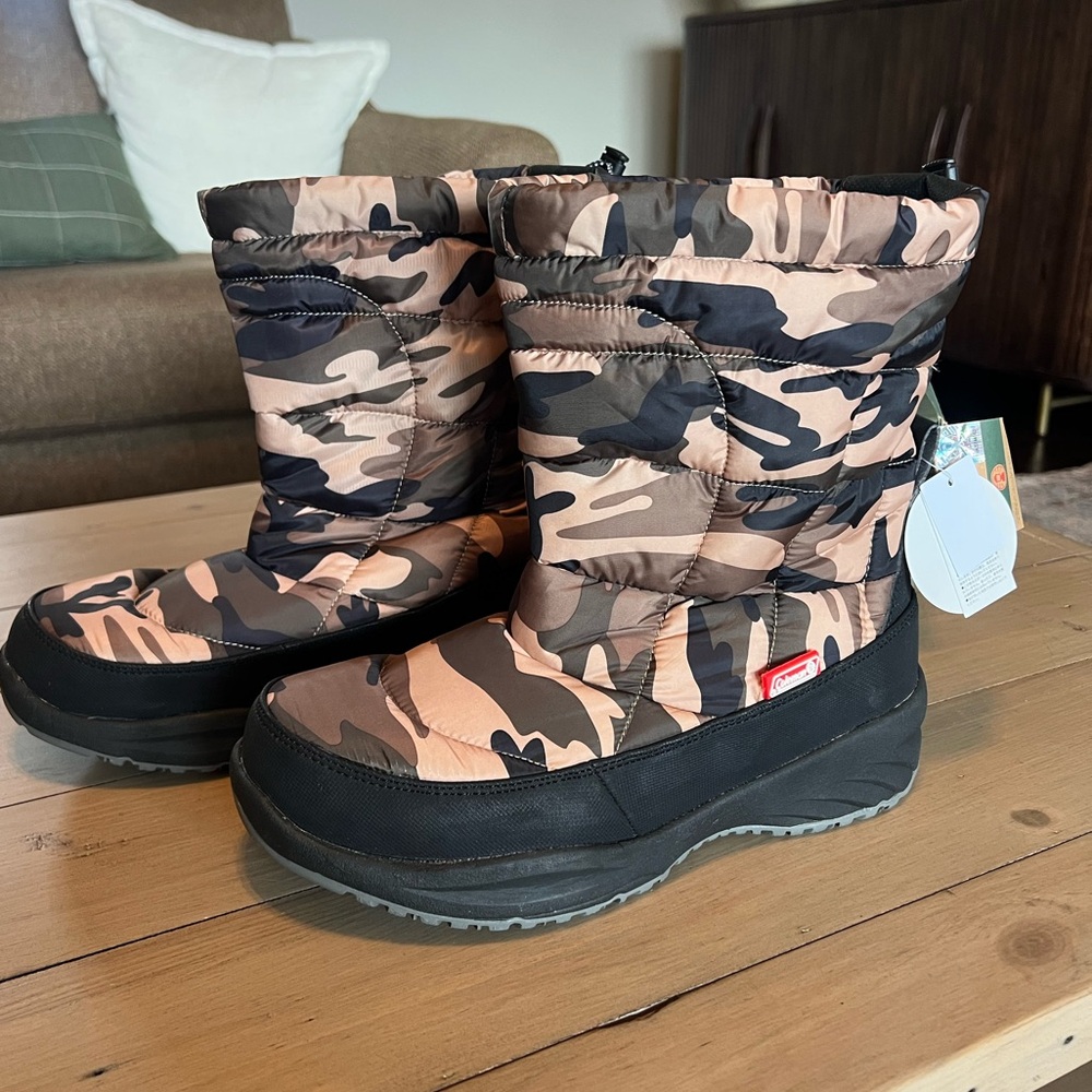 Camo Coleman Snow Boots NWT